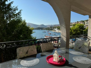 Apartments Villa Mirella 20 m from the sea - free parking
